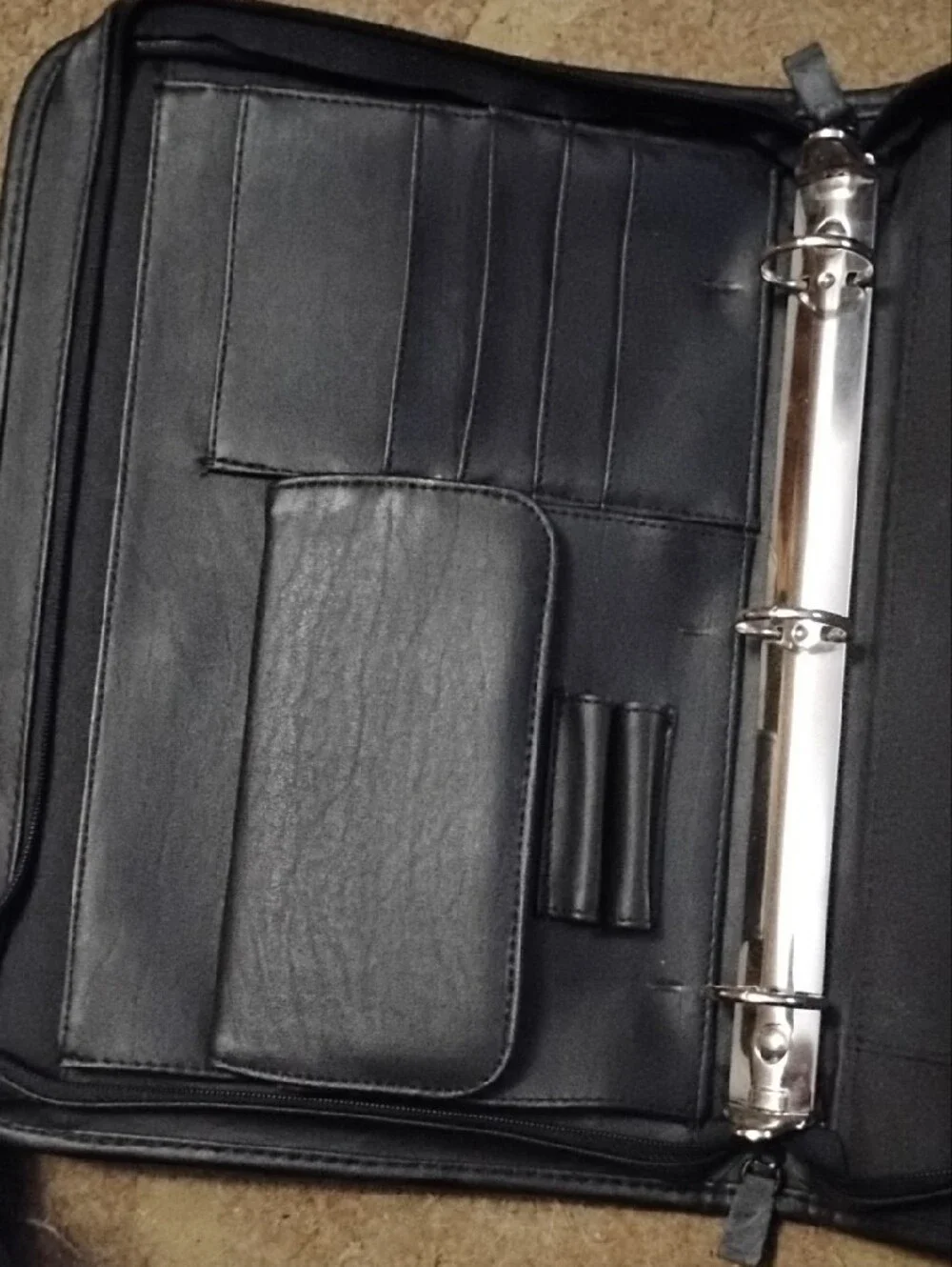Source Unknown Black Men’s Leather Travel Document Holder with Embossed Crest